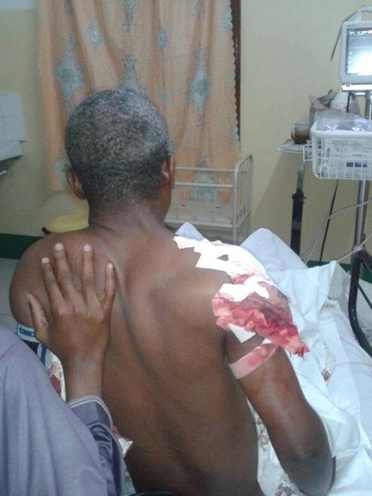 Sheikh Ponda Issa Ponda Katibu Mkuu wa Jumuiya na Taasisi za Kiislam Tanzania, akiwa katika hospitali ya Muhimbili jijini Dar es Salaam.